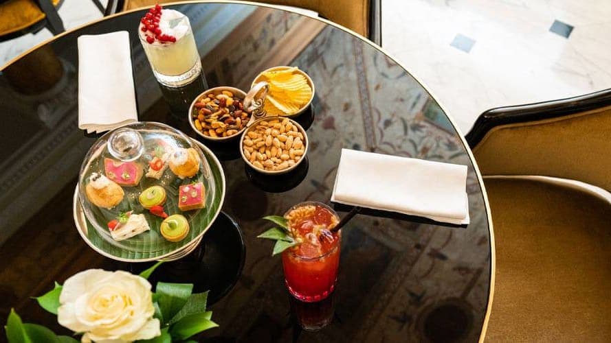 Regala l'aperitivo al Café Marinetti